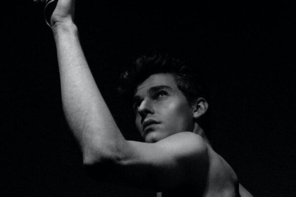 פטישי מין: מבוא למשחק קינקי בחדר השינה פטישי מין: מבוא למשחק קינקי בחדר השינה